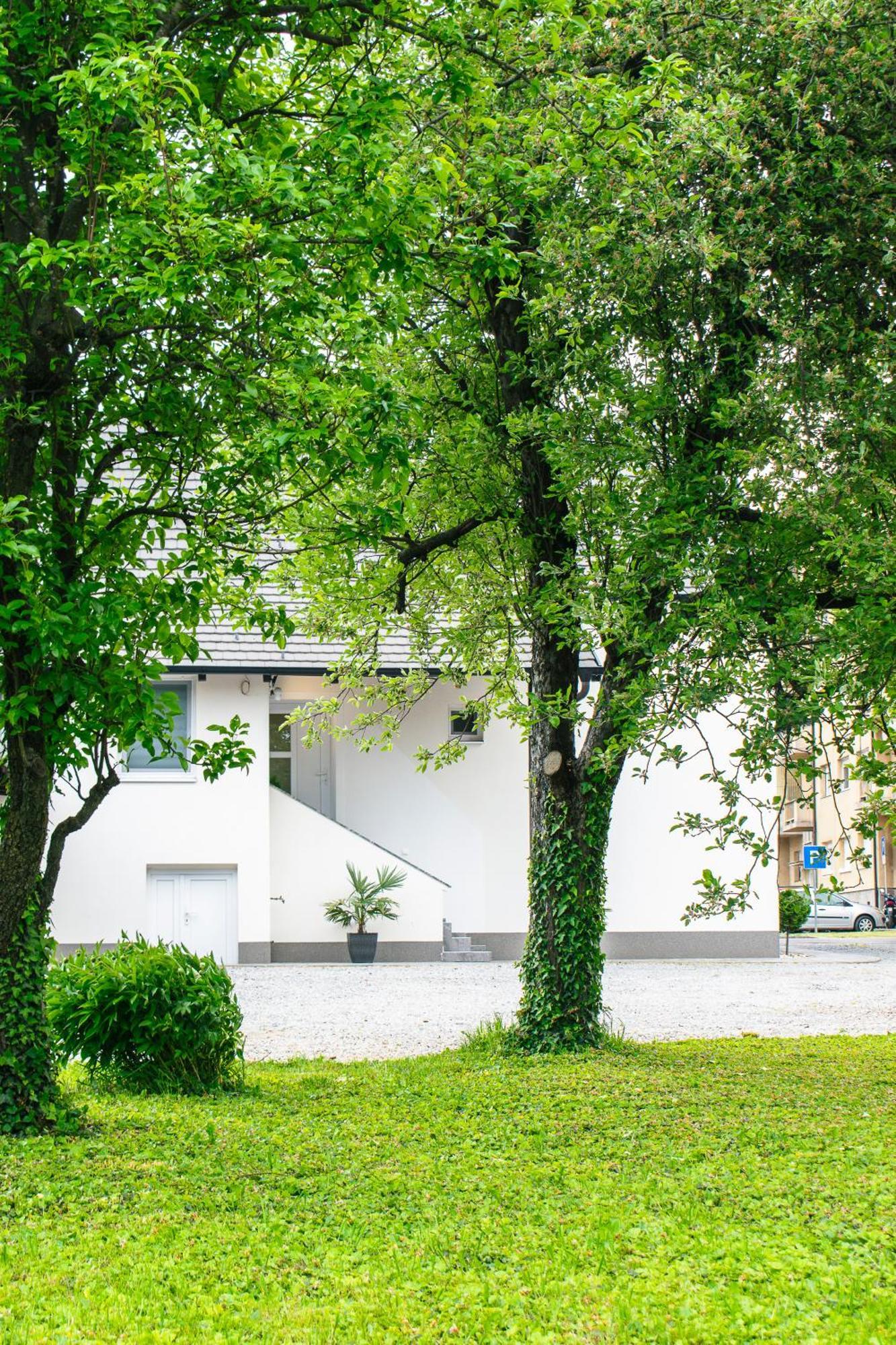 Goodlife Studio Apartment Пожега Экстерьер фото